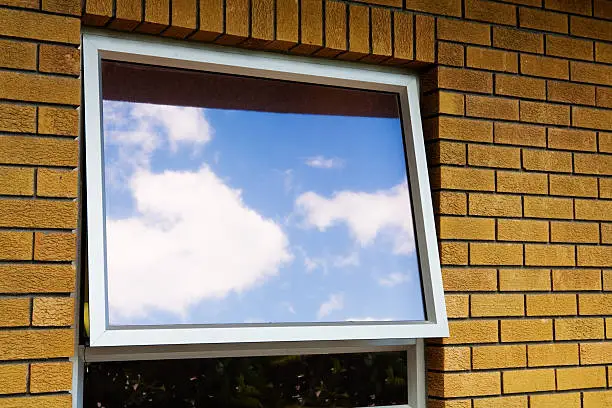 Crystal clear window finishing